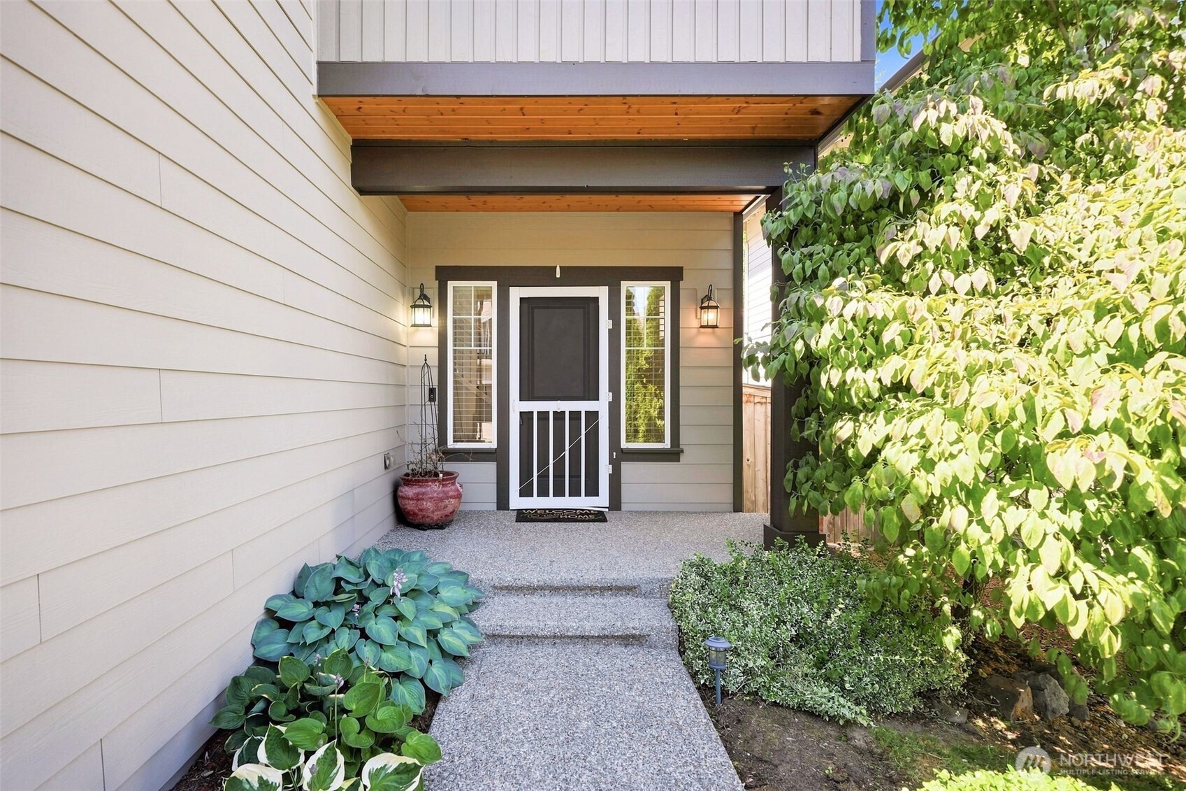 11614 52nd Avenue Property Photo 5
