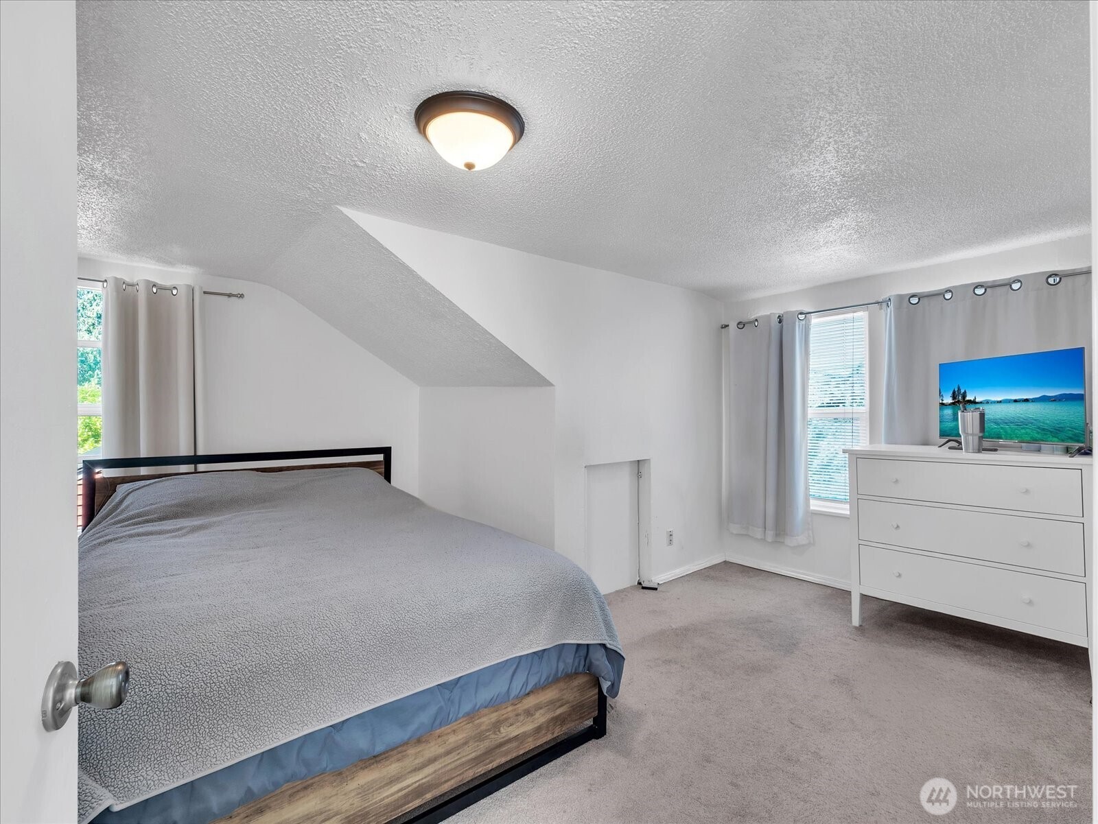 1719 Gregory Way Property Photo 17