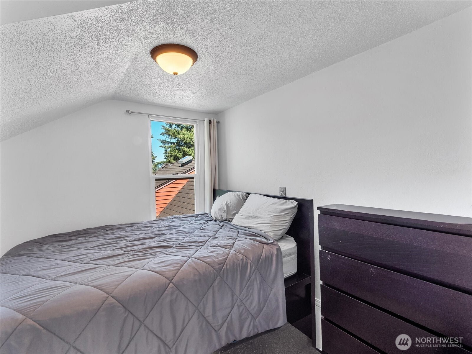 1719 Gregory Way Property Photo 19