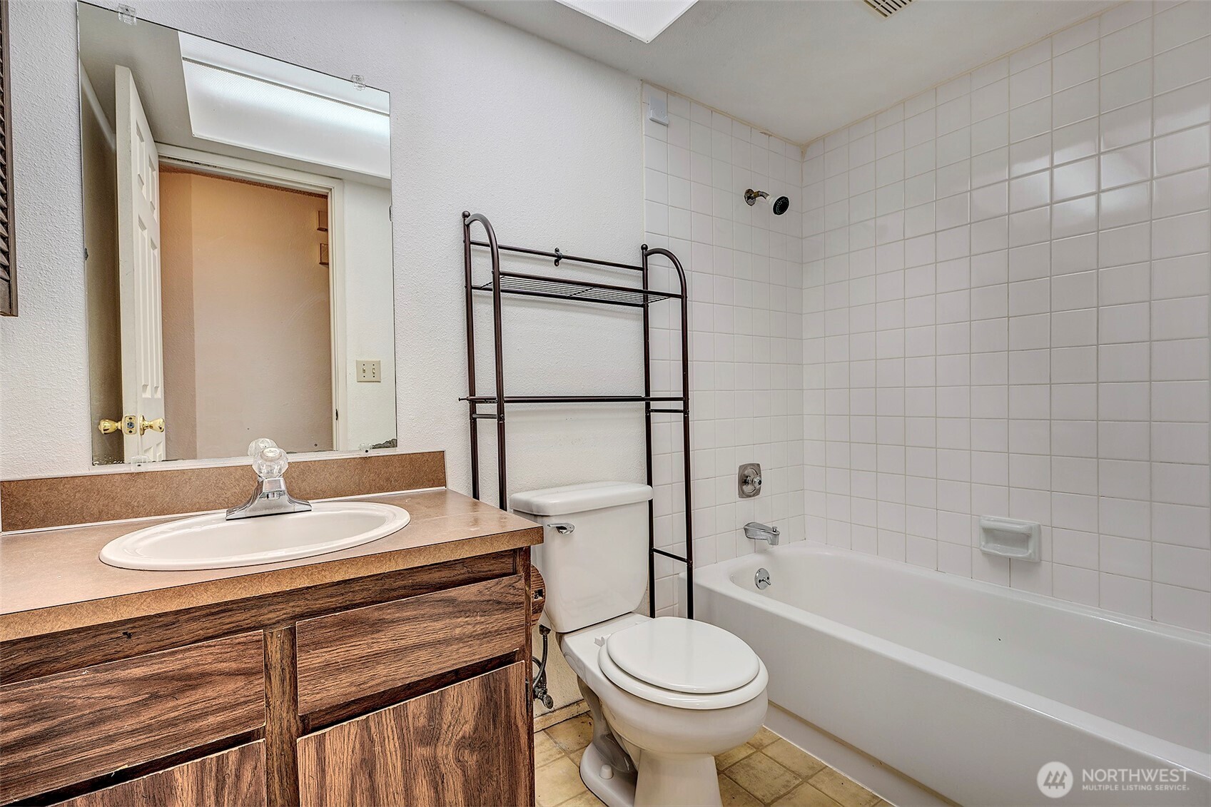 5927 147 Street Property Photo 13