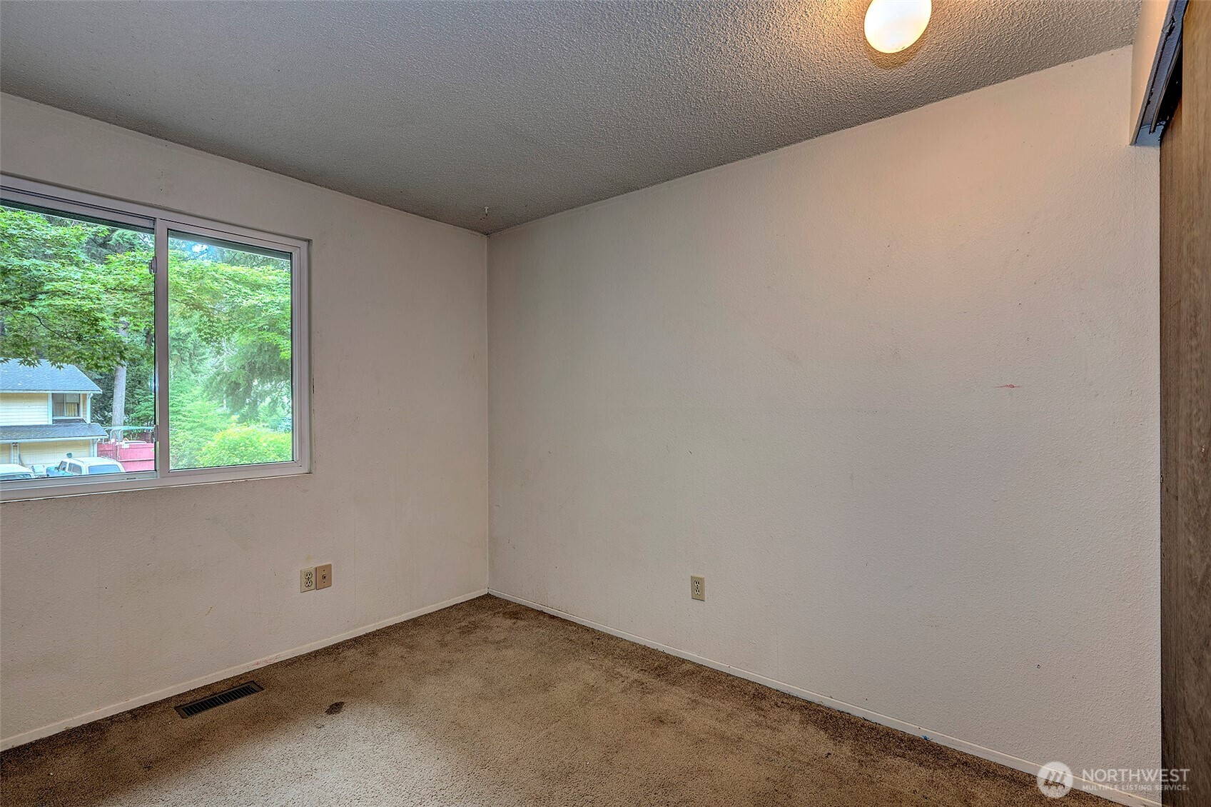5927 147 Street Property Photo 25
