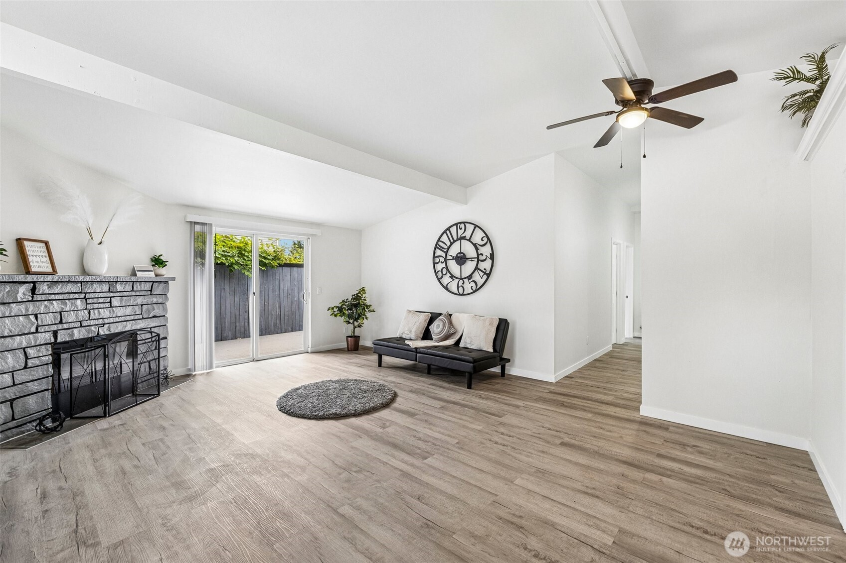 13039 24th Avenue Property Photo 5