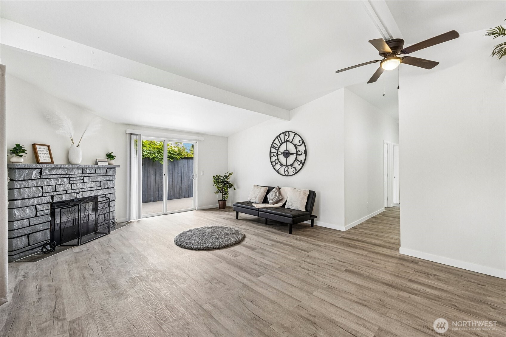 13039 24th Avenue Property Photo 8
