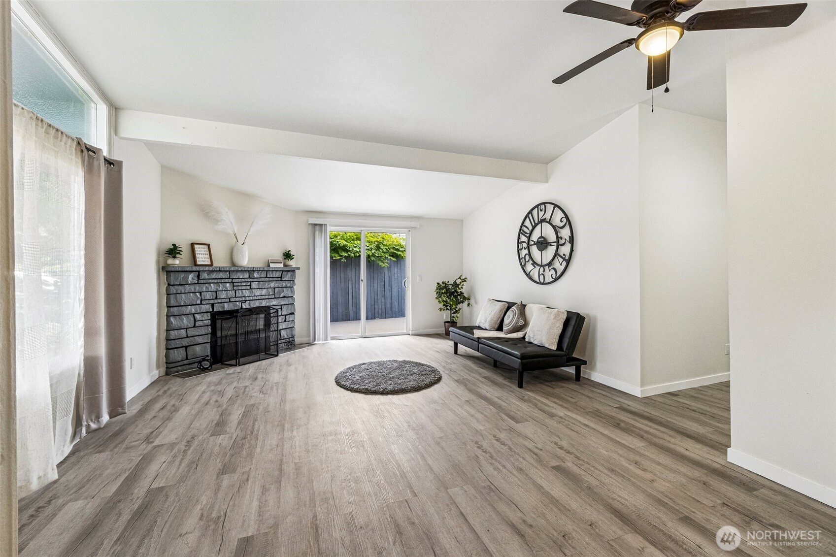 13039 24th Avenue Property Photo 9