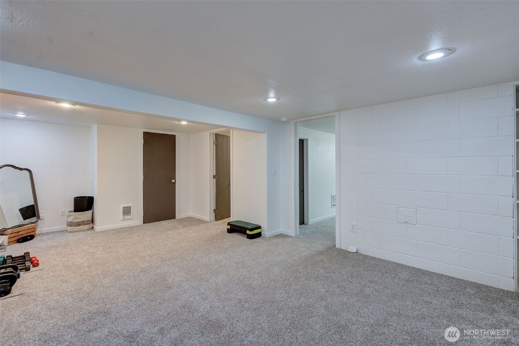 1385 Tedford Street Property Photo 19