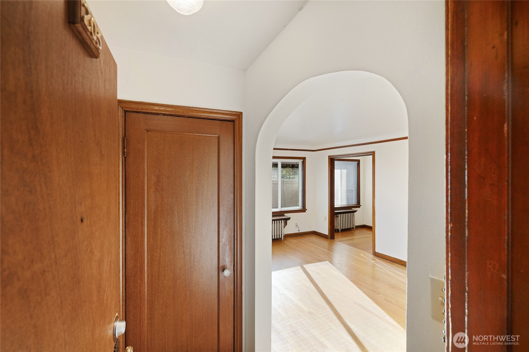 8008 Greenwood Avenue Property Photo 9
