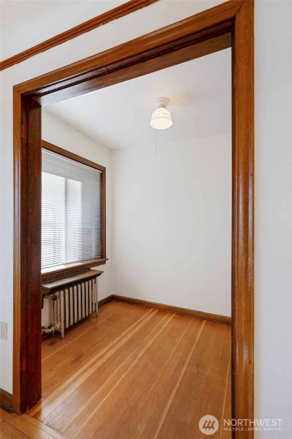 8008 Greenwood Avenue Property Photo 14
