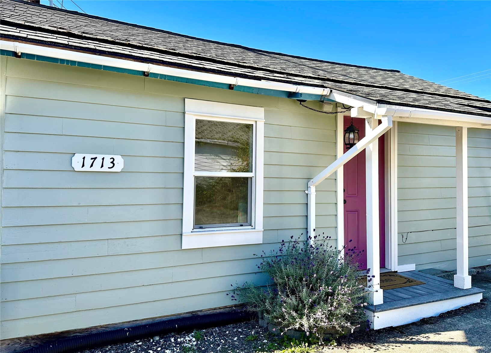 1713 Burwell Street Property Photo 1