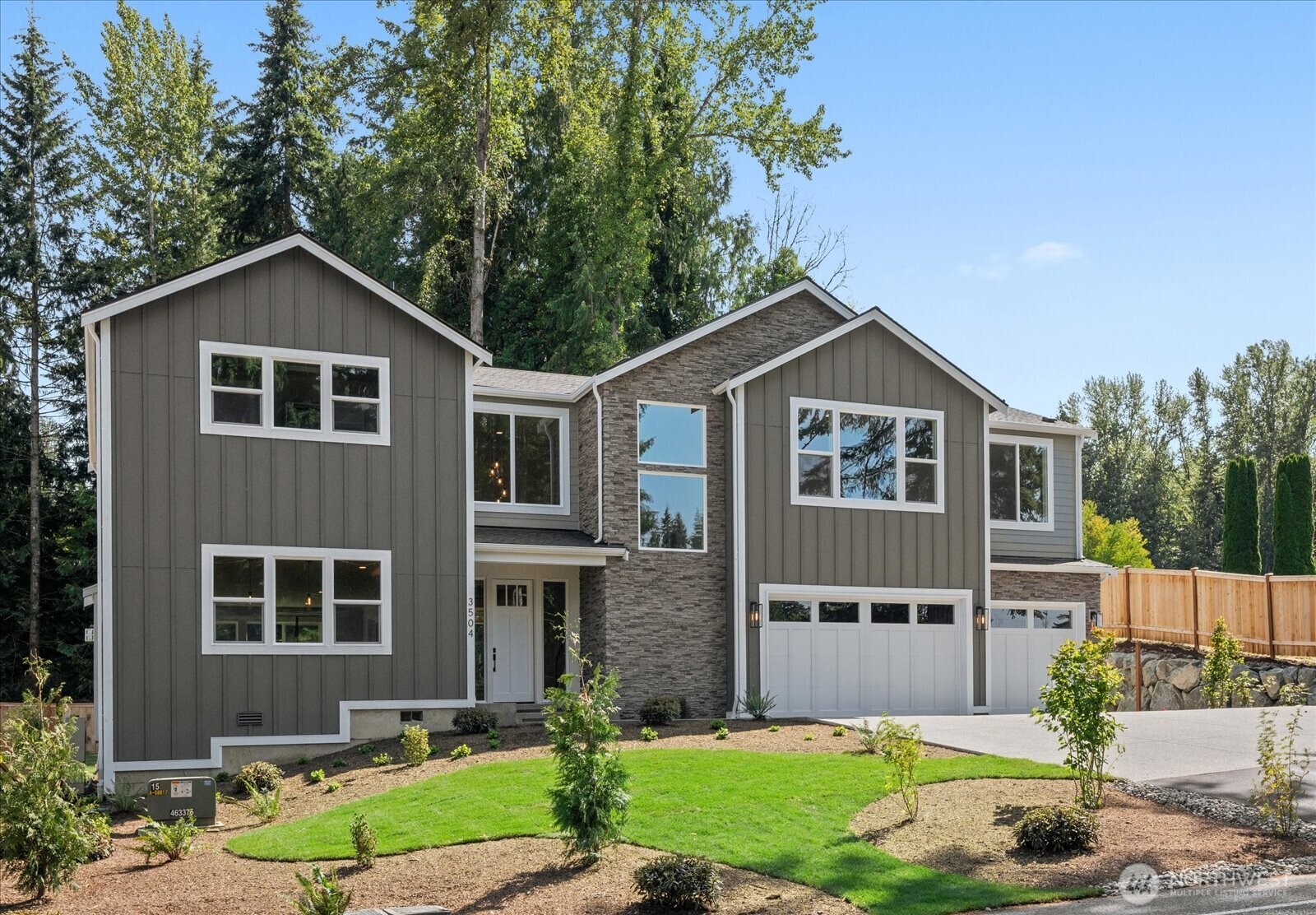 3504 Alaska Road Property Photo 2