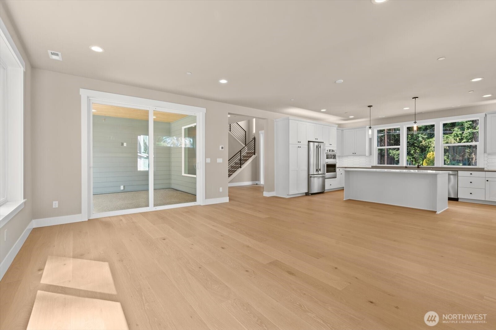 3504 Alaska Road Property Photo 8