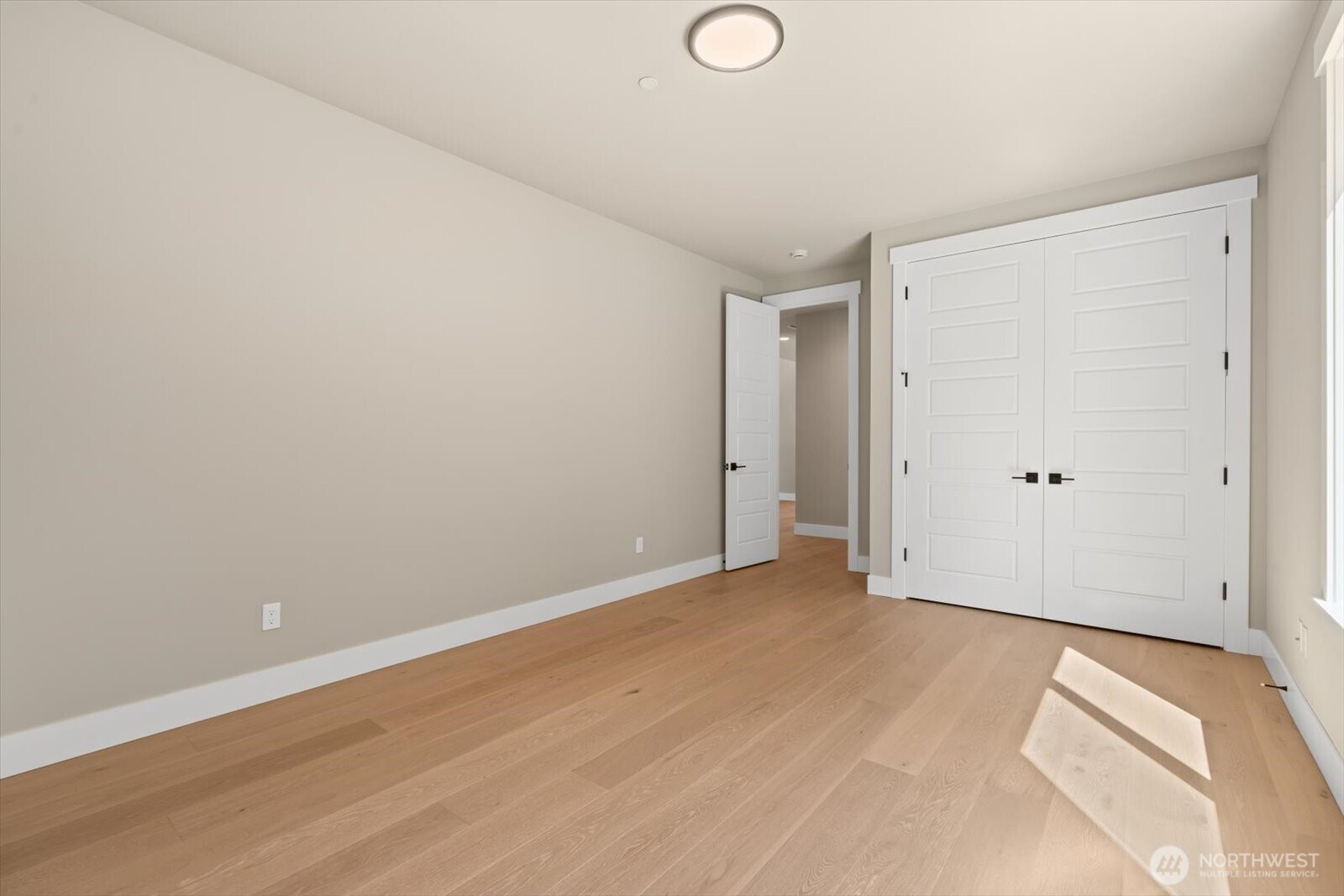 3504 Alaska Road Property Photo 16