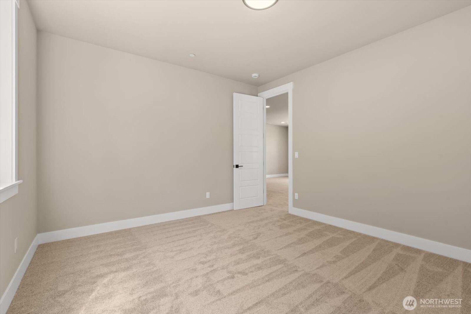 3504 Alaska Road Property Photo 32