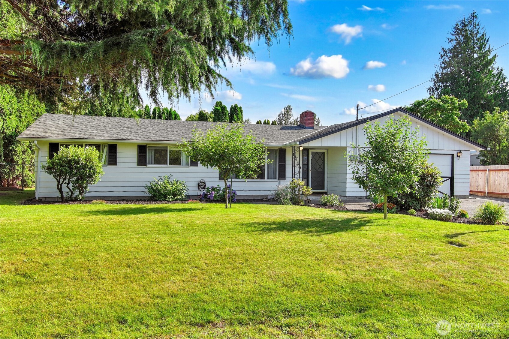 1217 S Walnut Street Property Photo 1