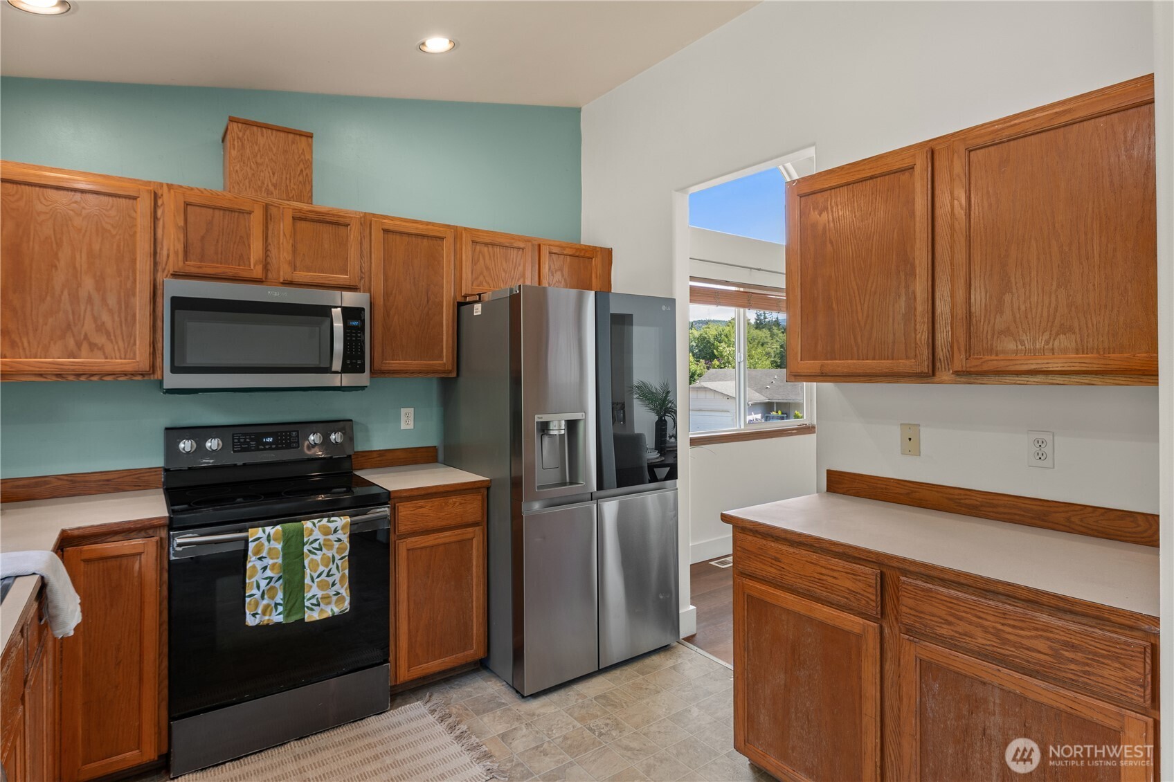 1023 Loves Hill Drive Property Photo 13
