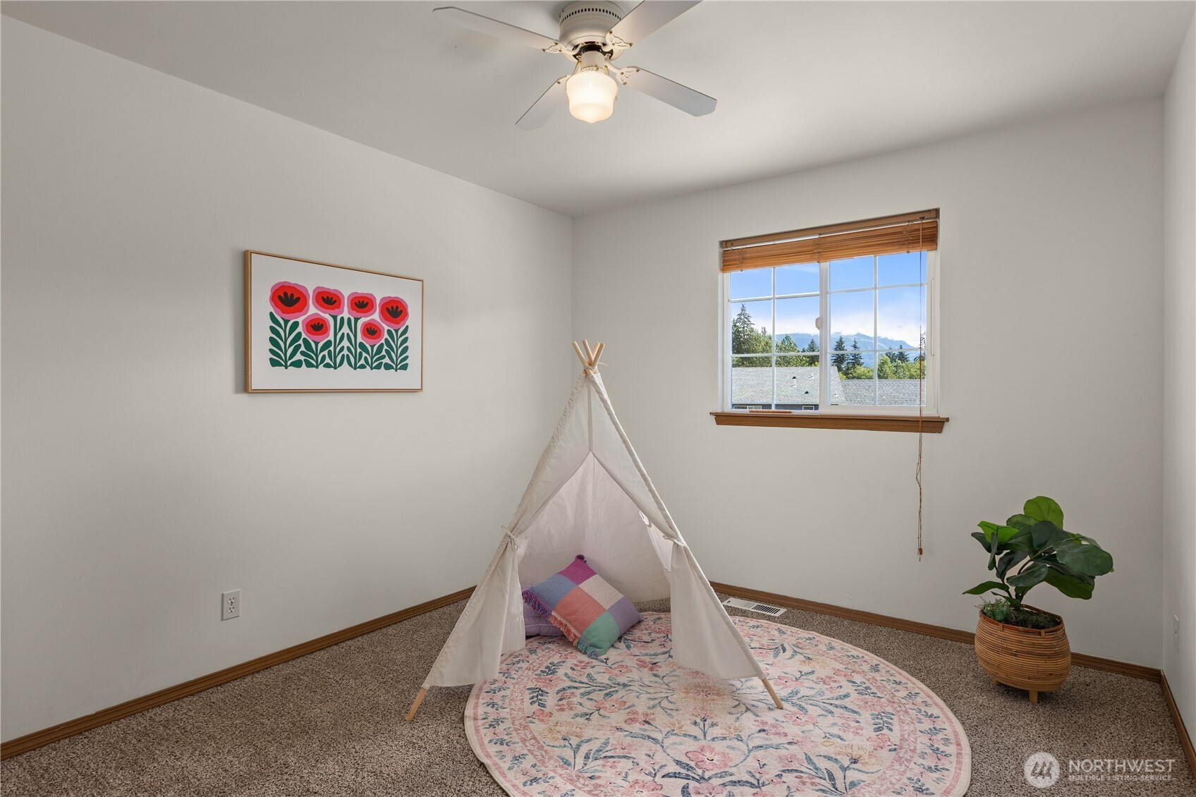 1023 Loves Hill Drive Property Photo 14