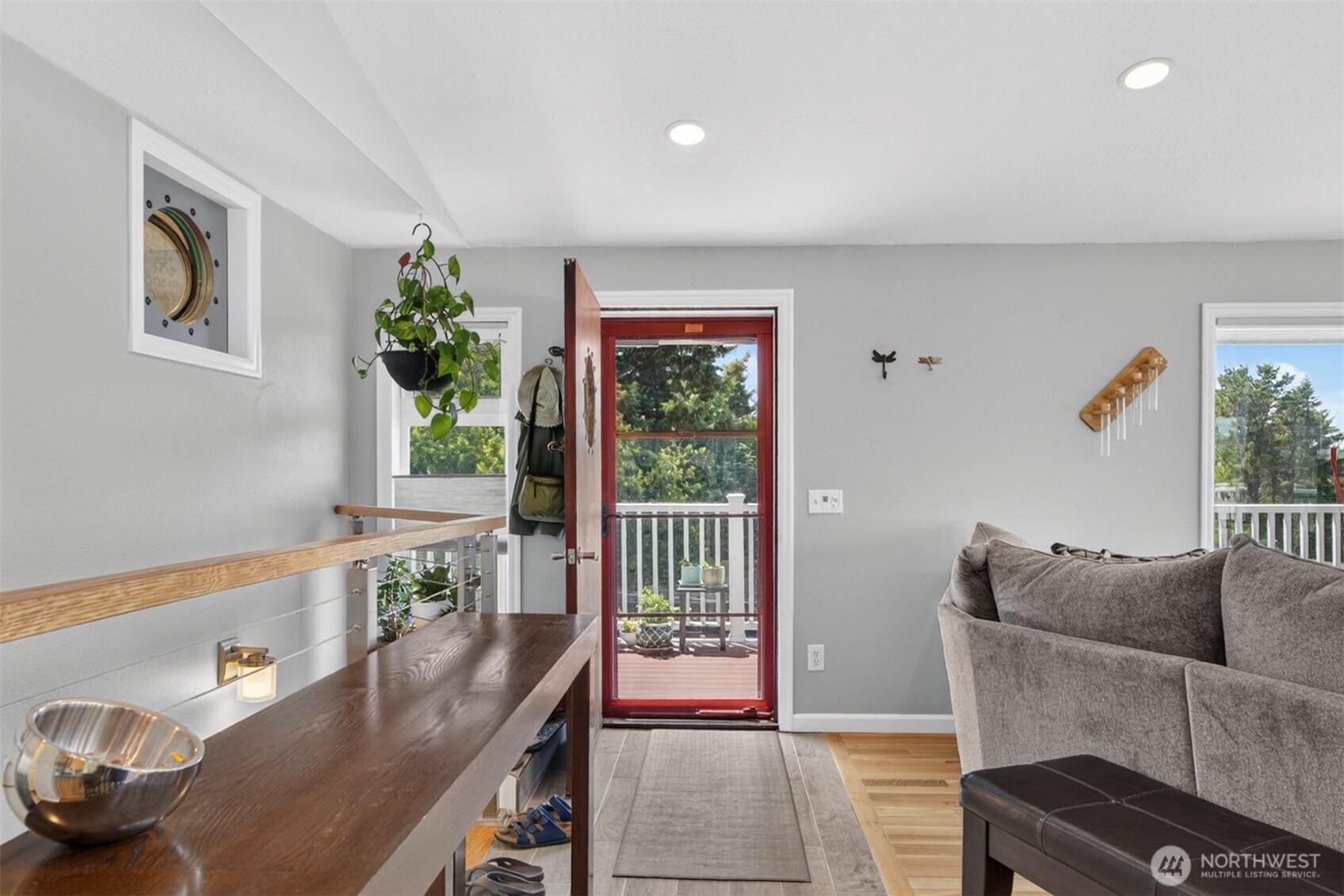 28017 L Place Property Photo 6