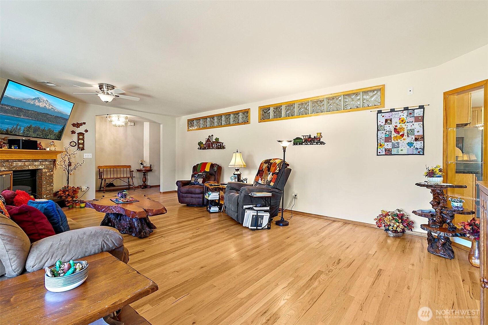 21503 21st Street Property Photo 8