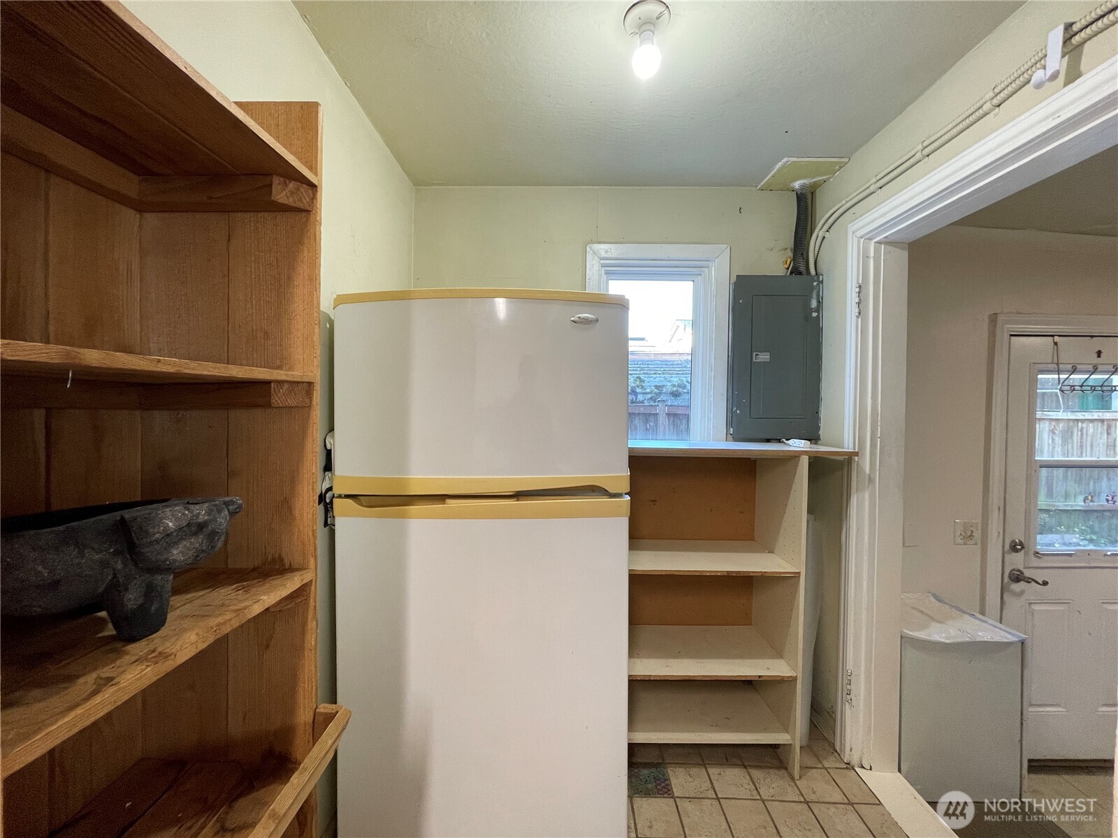 13729 Stone Avenue Property Photo 17
