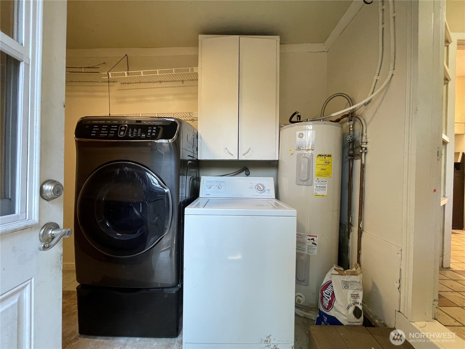 13729 Stone Avenue Property Photo 19