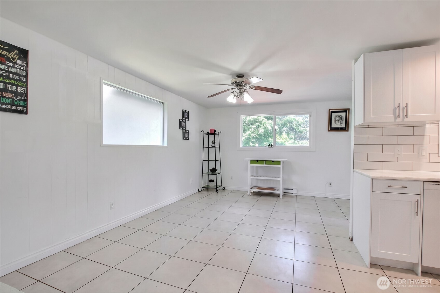201 E Beech Street Property Photo 6