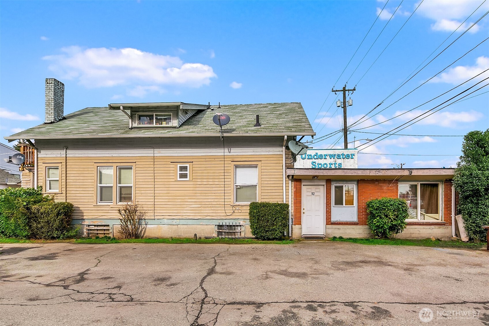 10531 Aurora Avenue Property Photo 5
