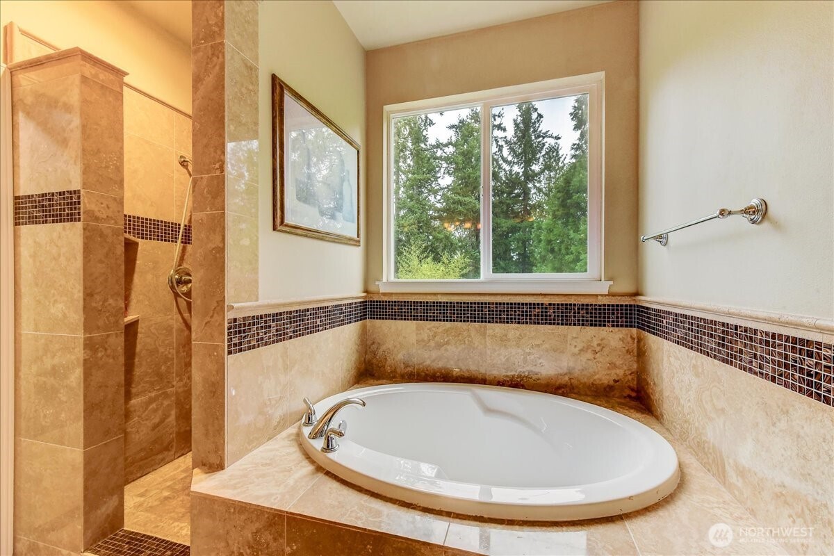2462 172 Avenue Property Photo 19