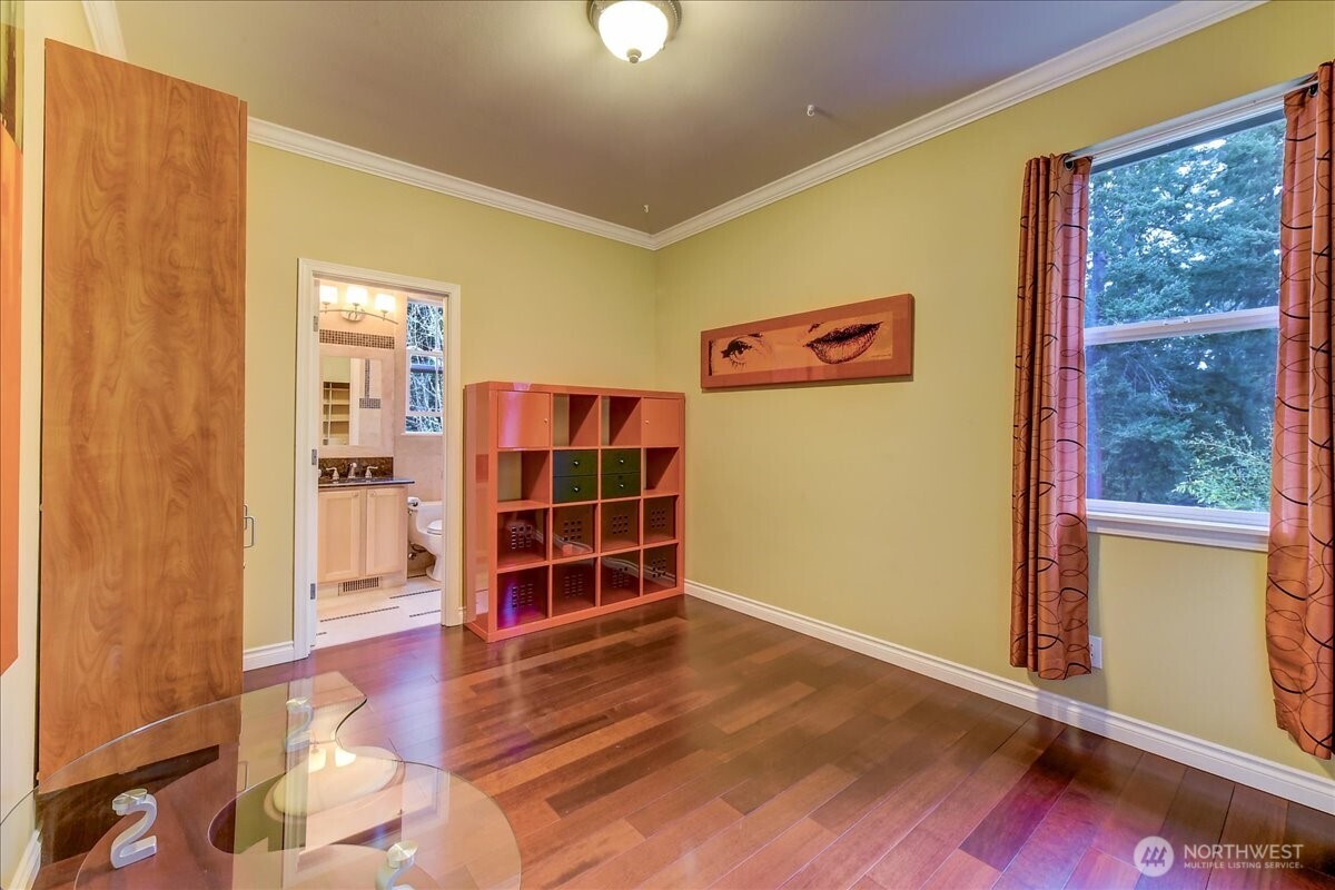 2462 172 Avenue Property Photo 20