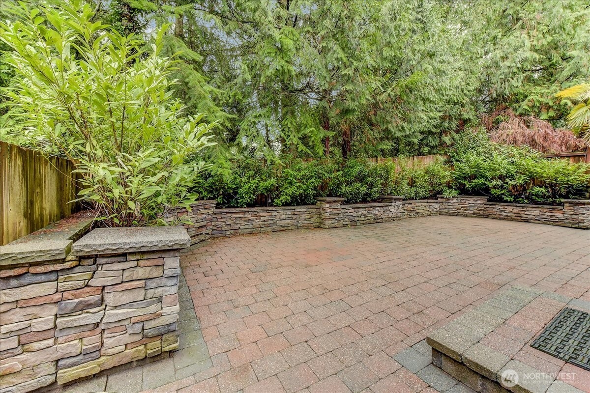 2462 172 Avenue Property Photo 28