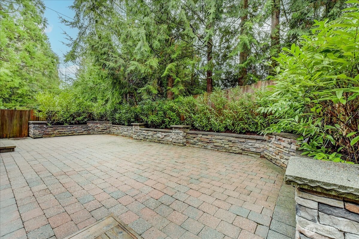 2462 172 Avenue Property Photo 29