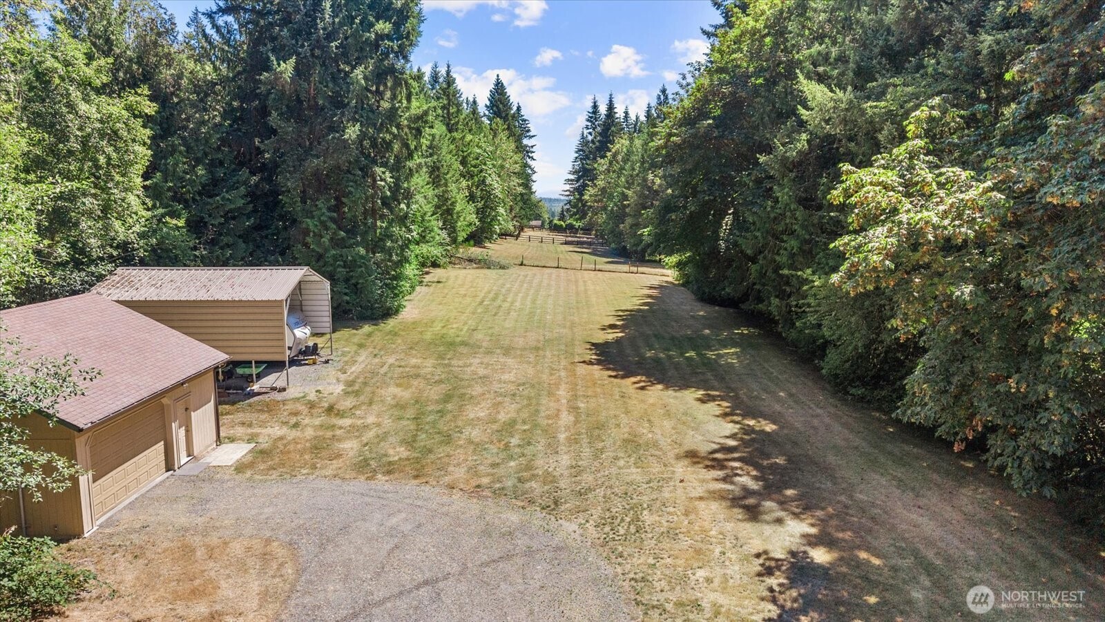 19407 228th Avenue Property Photo 6