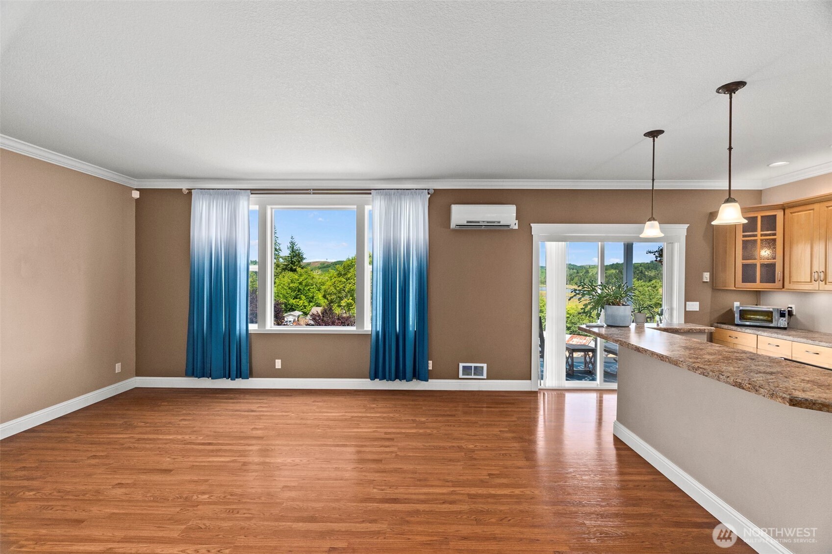 1480 Pacific Avenue Property Photo 7