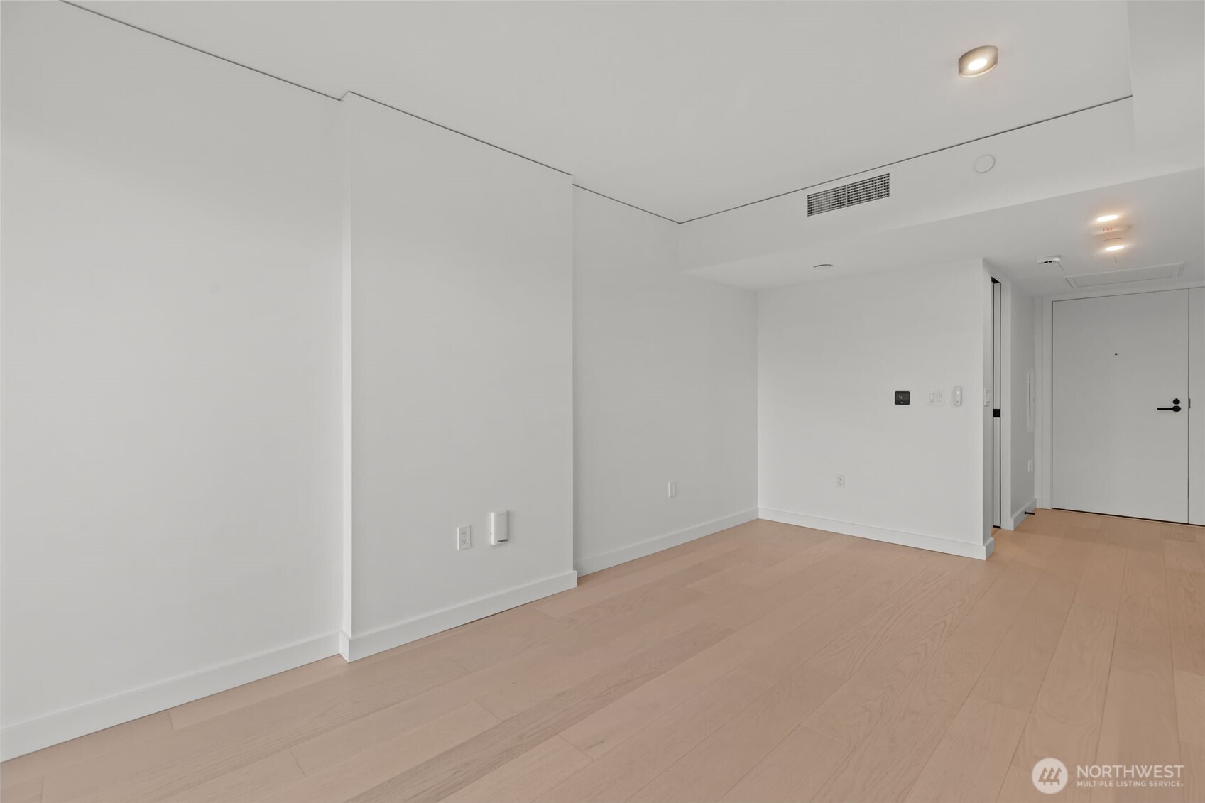 300 Virginia Street 3103 Property Photo 5