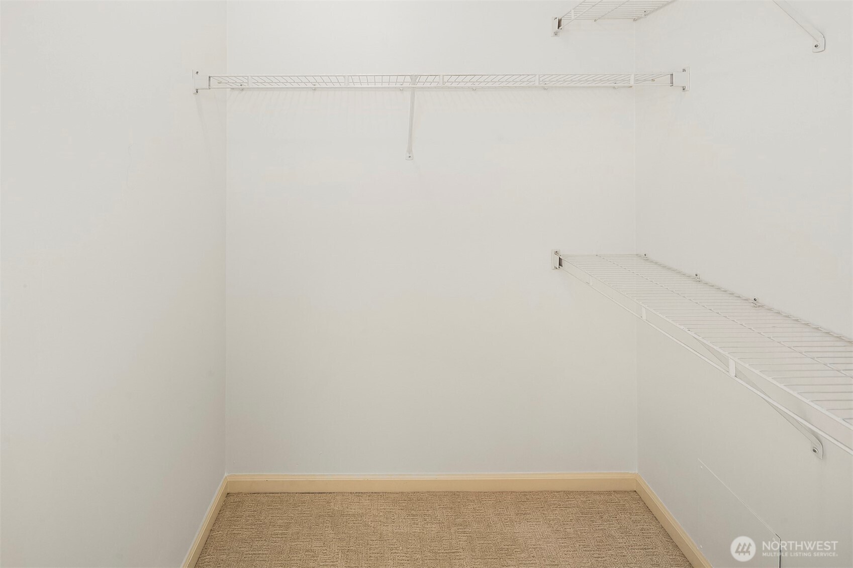 10042 Main Street 505 Property Photo 17