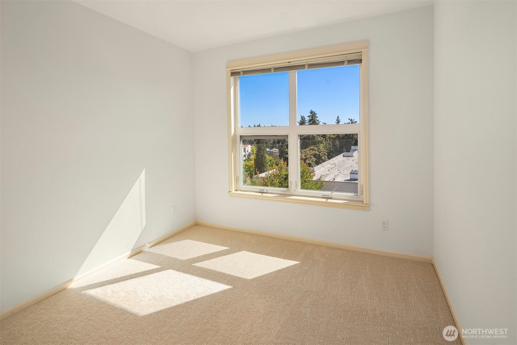 10042 Main Street 505 Property Photo 18