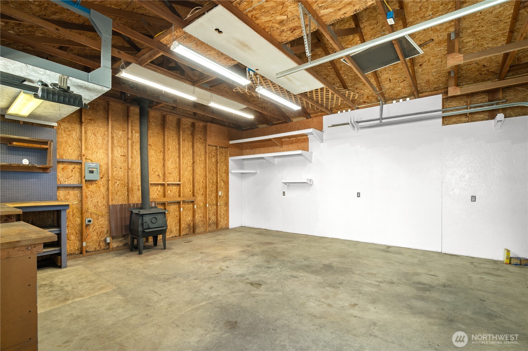 710 Perry Avenue Property Photo 22