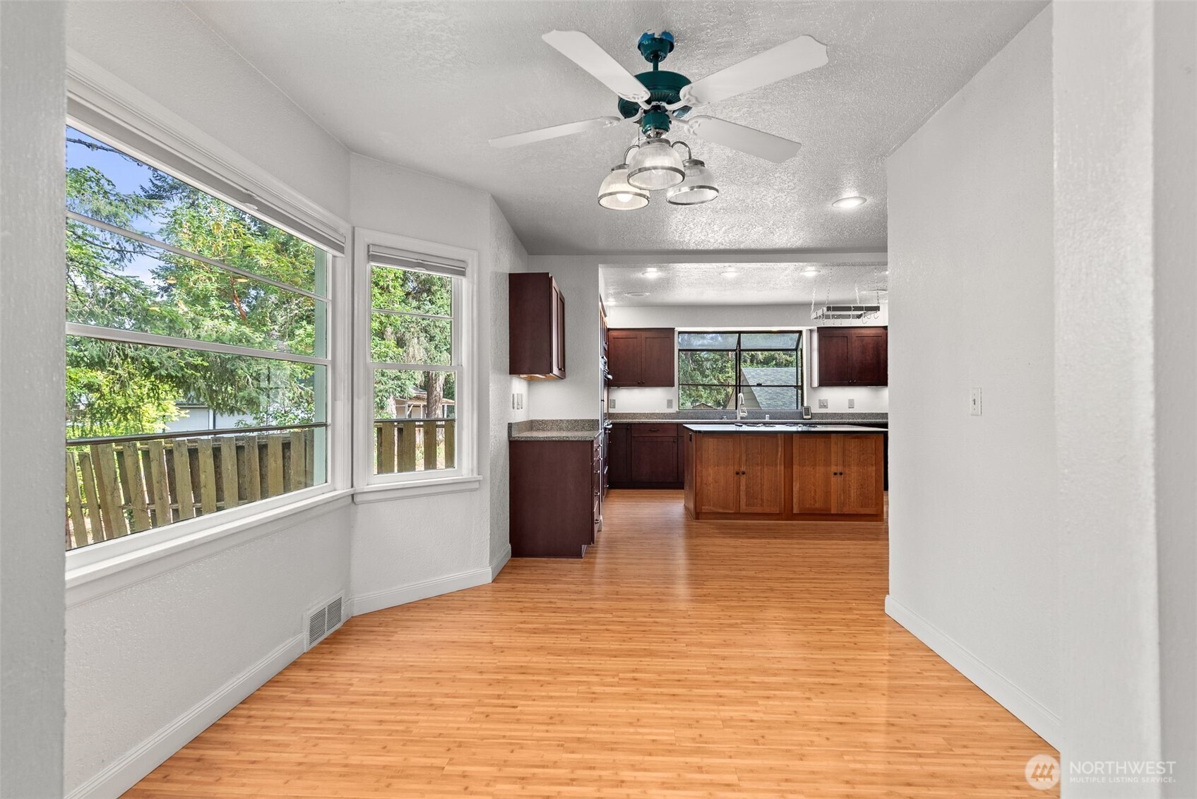 8123 Veterans Drive Property Photo 15