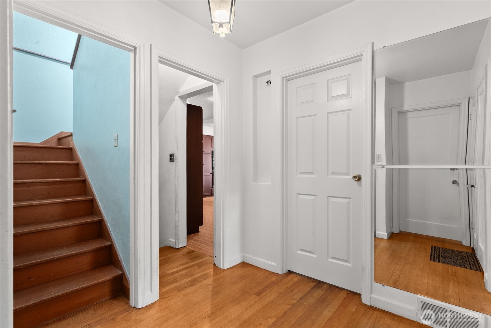 8123 Veterans Drive Property Photo 23