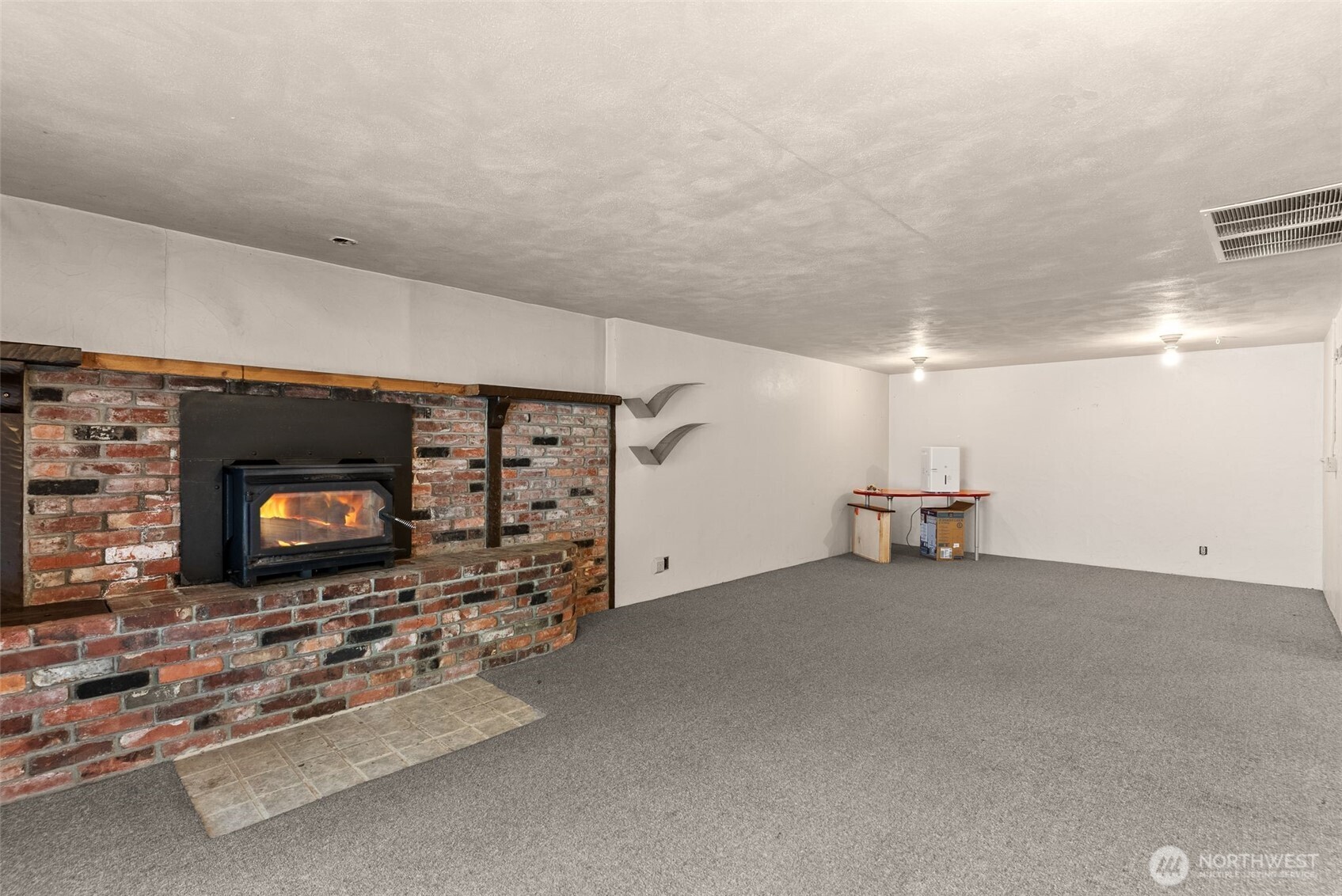 8123 Veterans Drive Property Photo 33