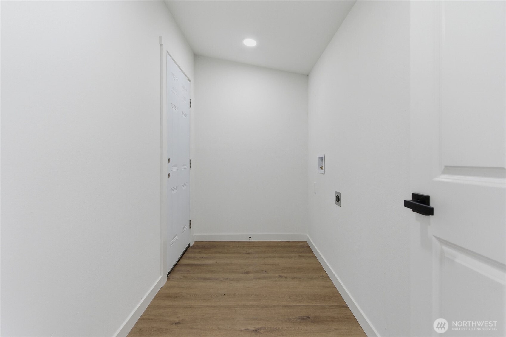 8102 Oakridge Drive Property Photo 25