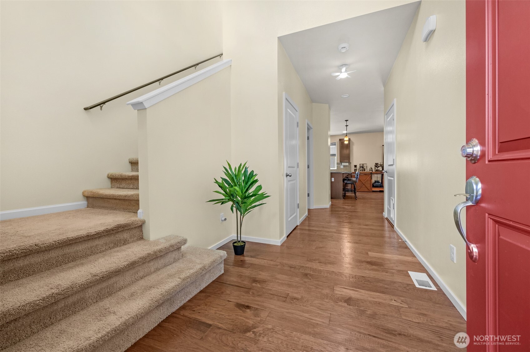 4814 80th Drive Property Photo 5