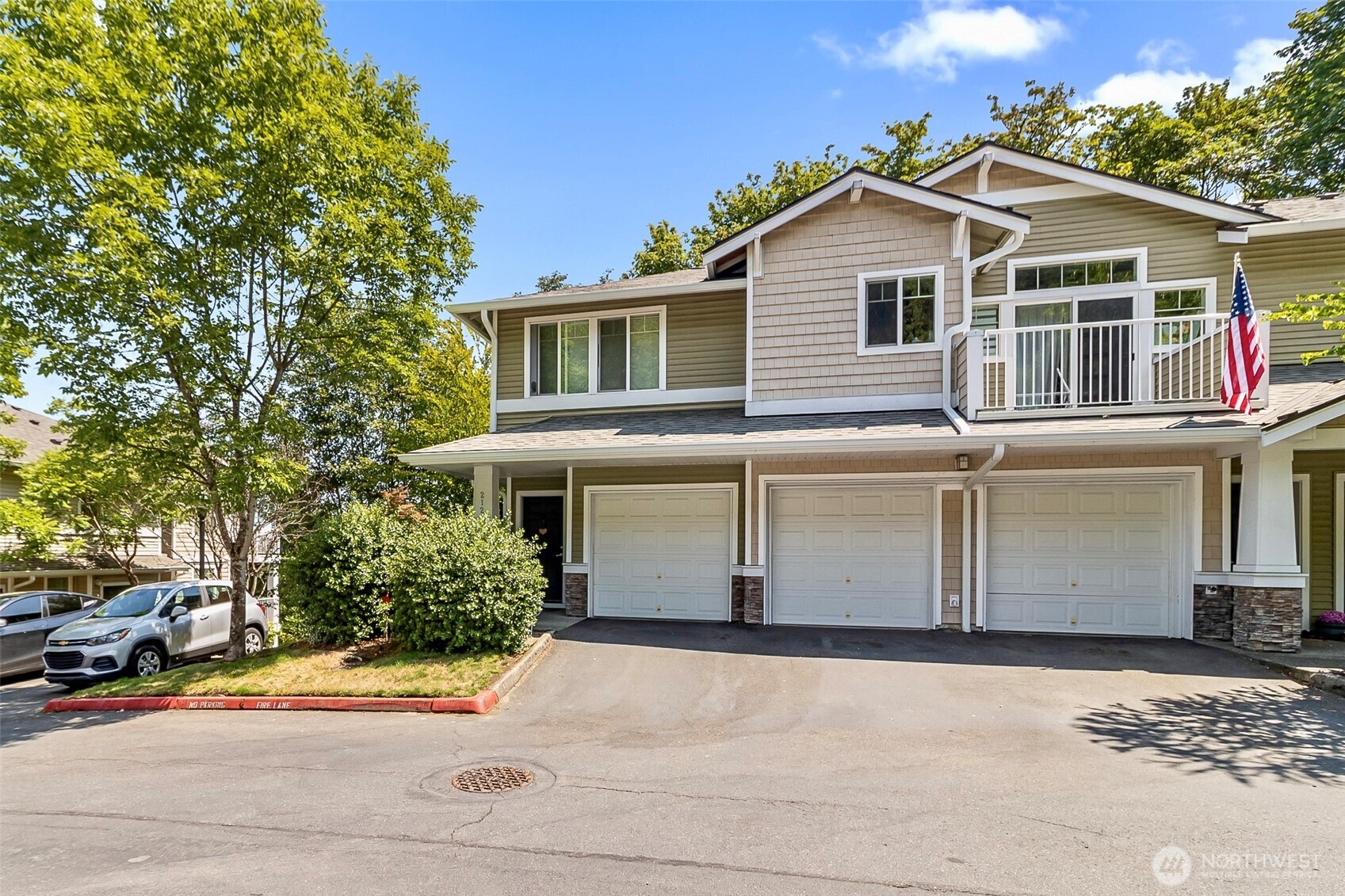 21250 40th Way B Property Photo 1