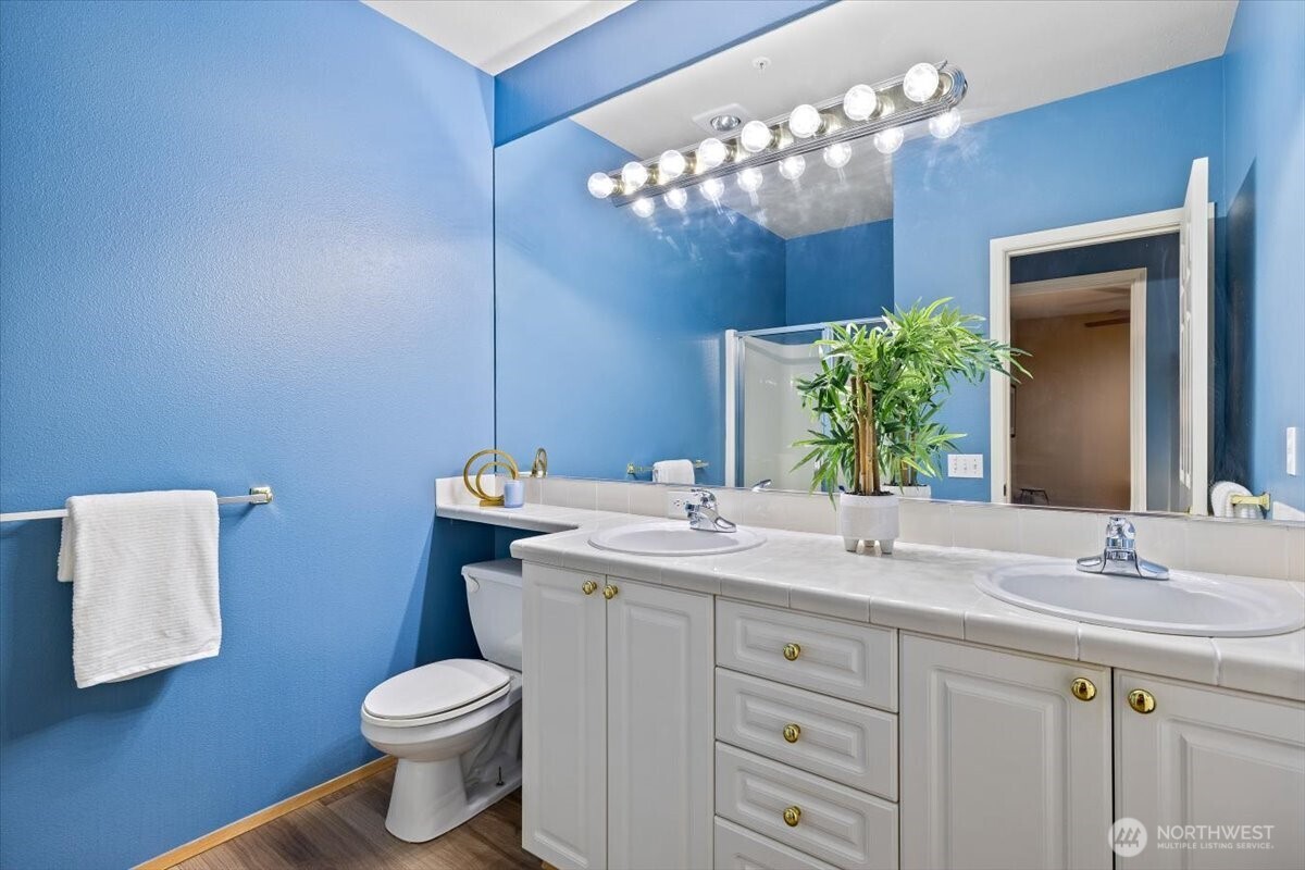 12712 Admiralty Way B204 Property Photo 16