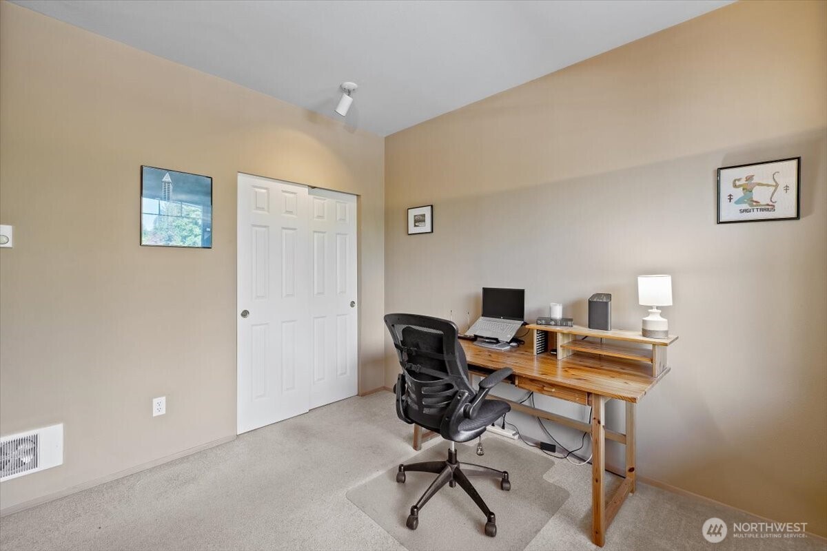 12712 Admiralty Way B204 Property Photo 19