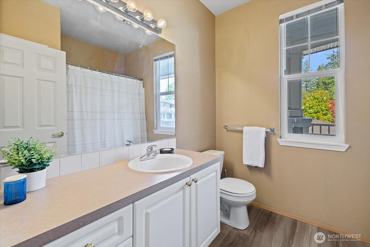 12712 Admiralty Way B204 Property Photo 20