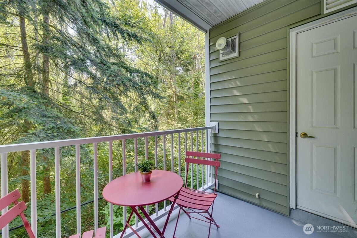 12712 Admiralty Way B204 Property Photo 21