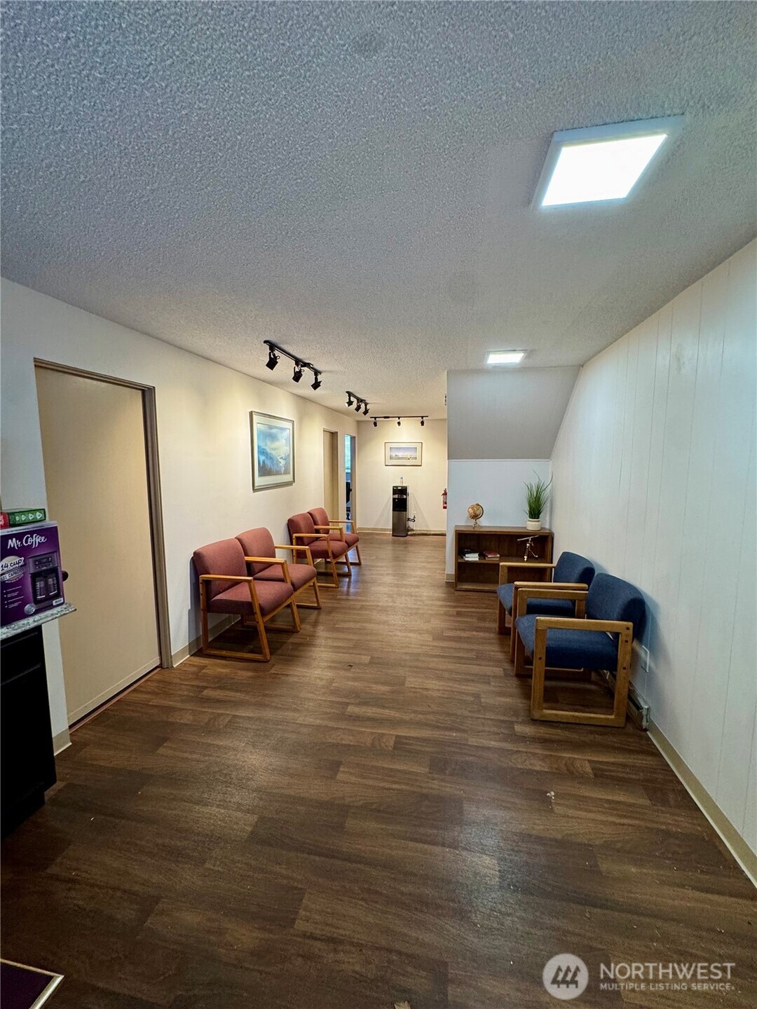 702 Main Property Photo 11