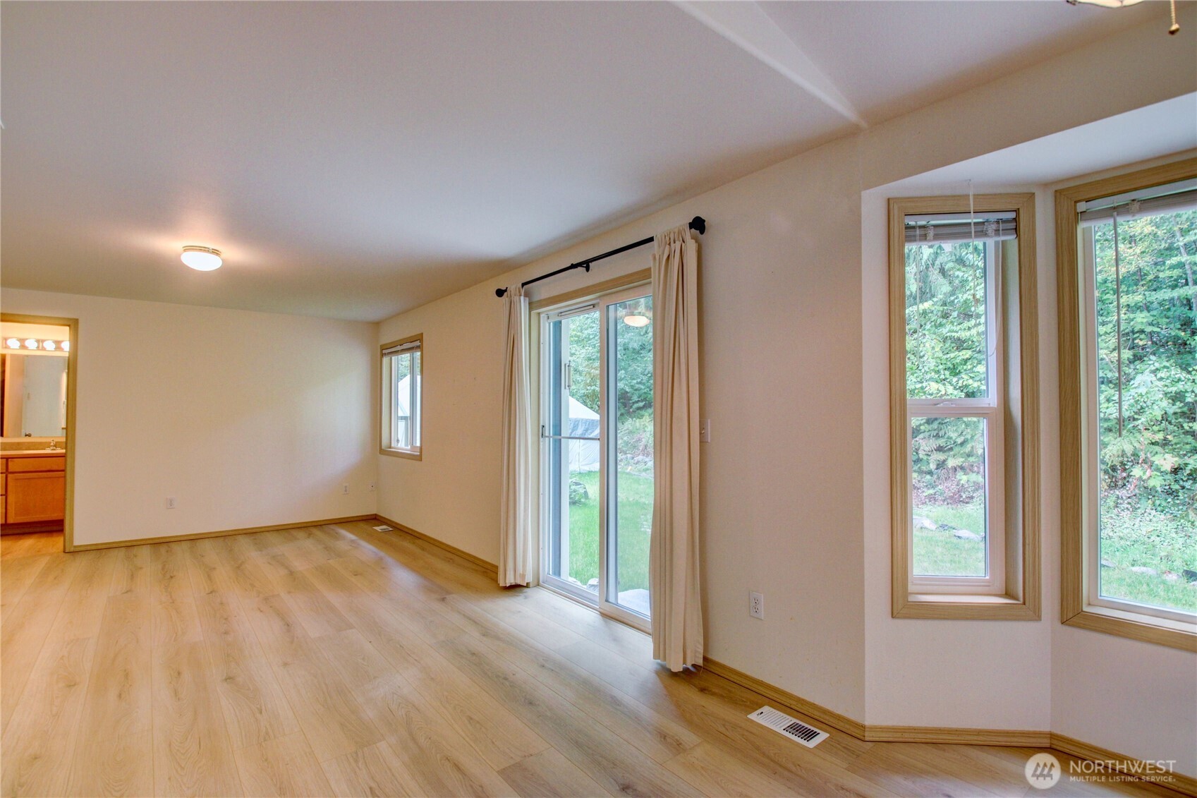 7674 Cedar Park Property Photo 13