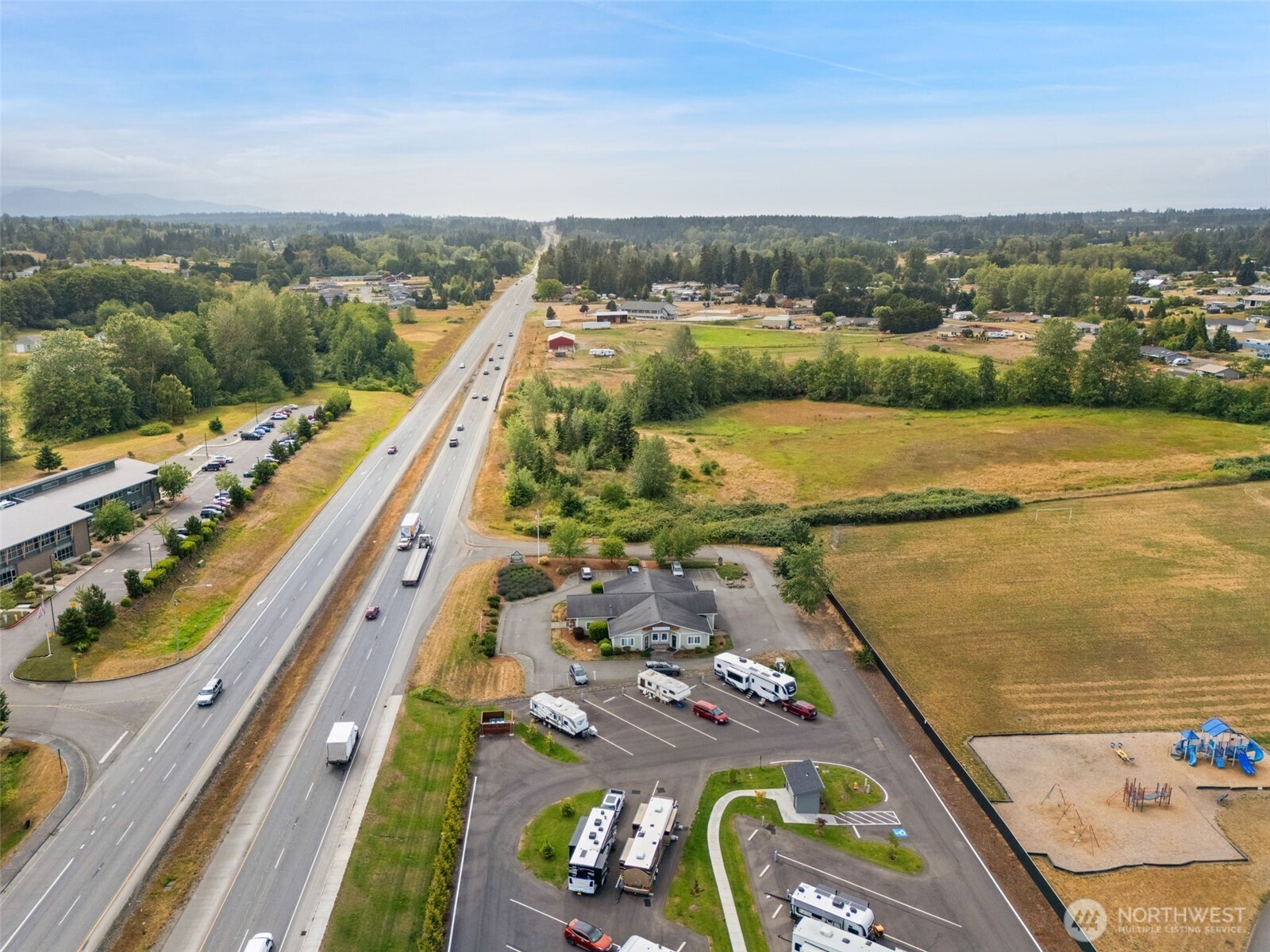 261043 Highway 101 C Property Photo 22