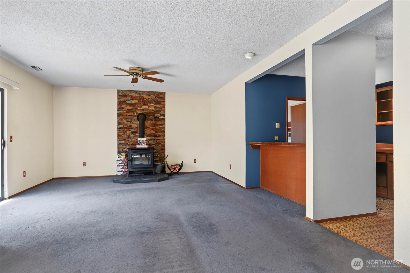9901 76th Street Property Photo 13