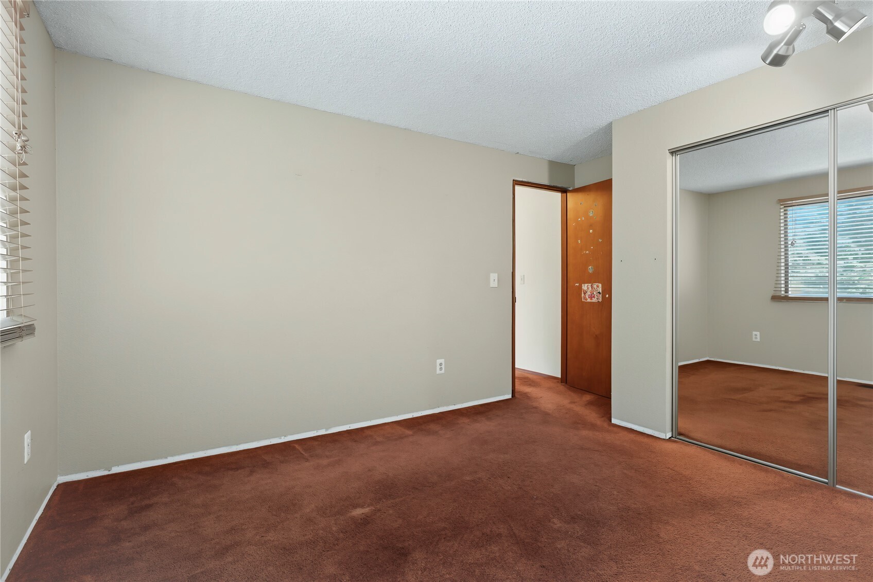 9901 76th Street Property Photo 23